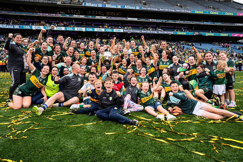 All-Ireland winning Kerry ladies team taking part in Rose of Tralee parade