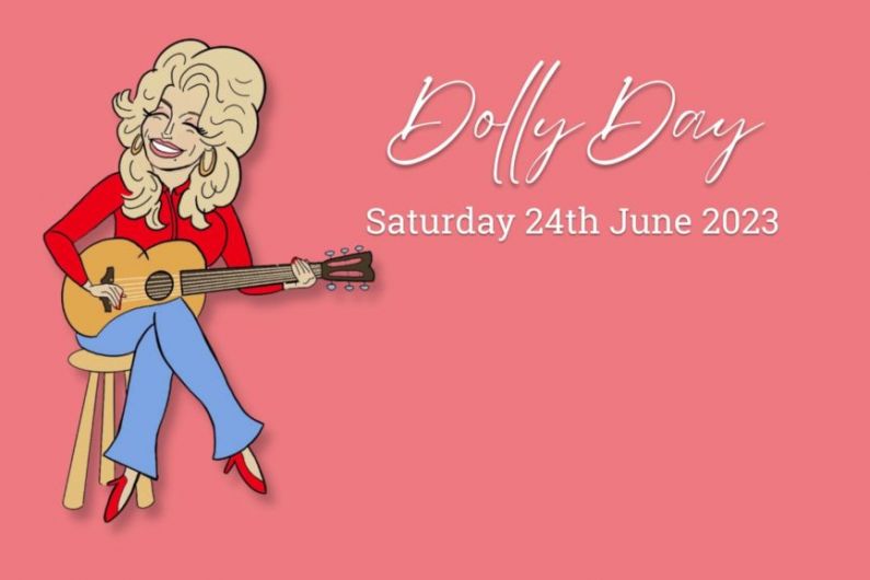 Dolly Parton and President of Dollywood give support to Listowel Dolly Day