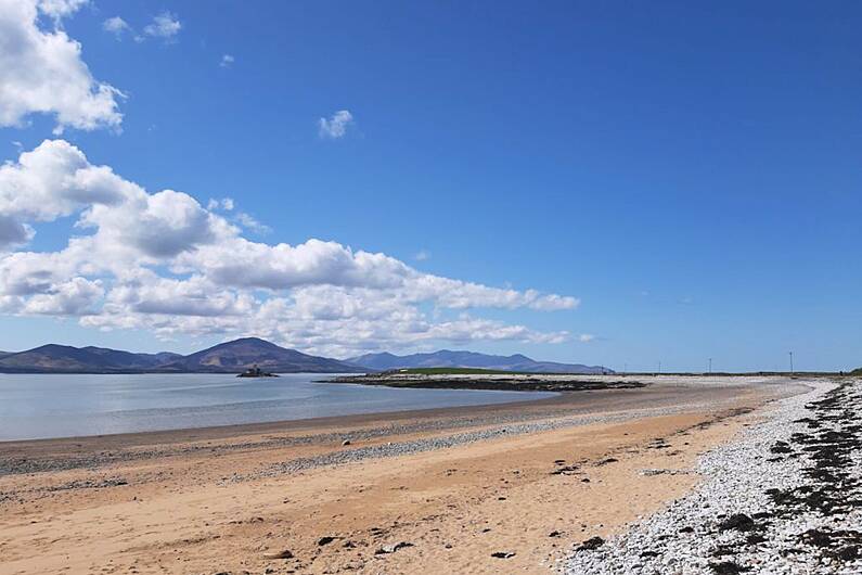 Prior-warning notices erected at 9 Kerry beaches as rainfall poses risk to water quality