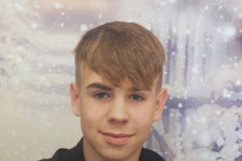Gardaí ask for public's help in finding 15-year-old missing from Kilcummin