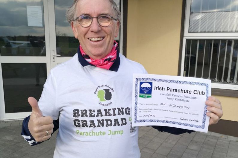 Tralee Grandad skydives for Kerry Mental Health Association