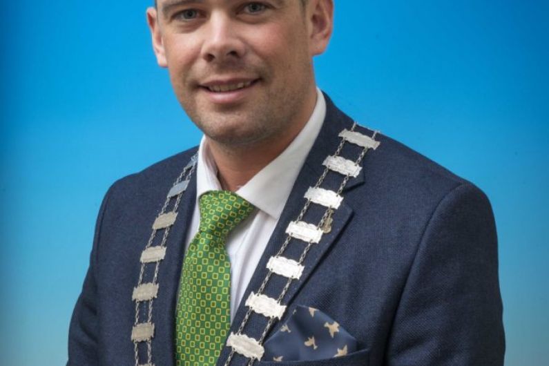 Cathaoirleach of Kerry County Council pours cold water on rumours of move to Sinn Féin
