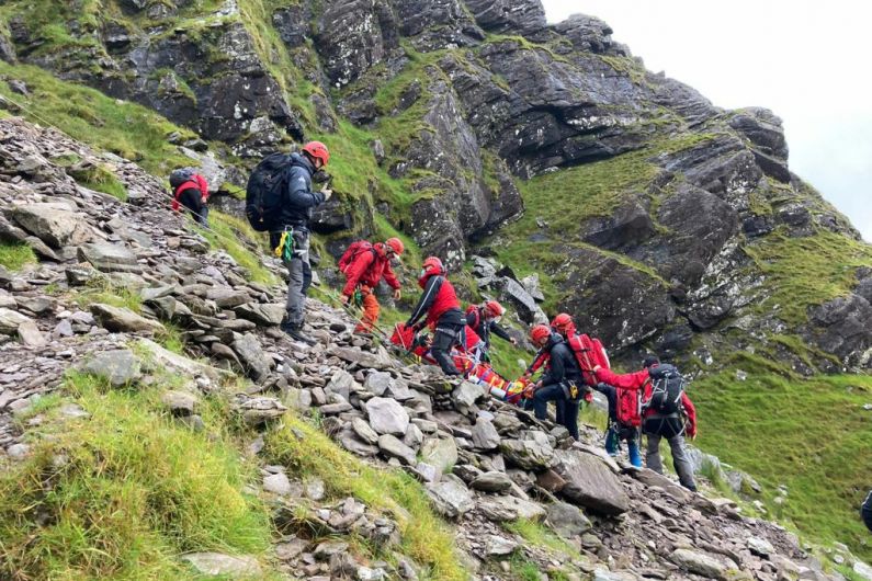 Kerry Mountain Rescue say overnight rescue was difficult but not impossible