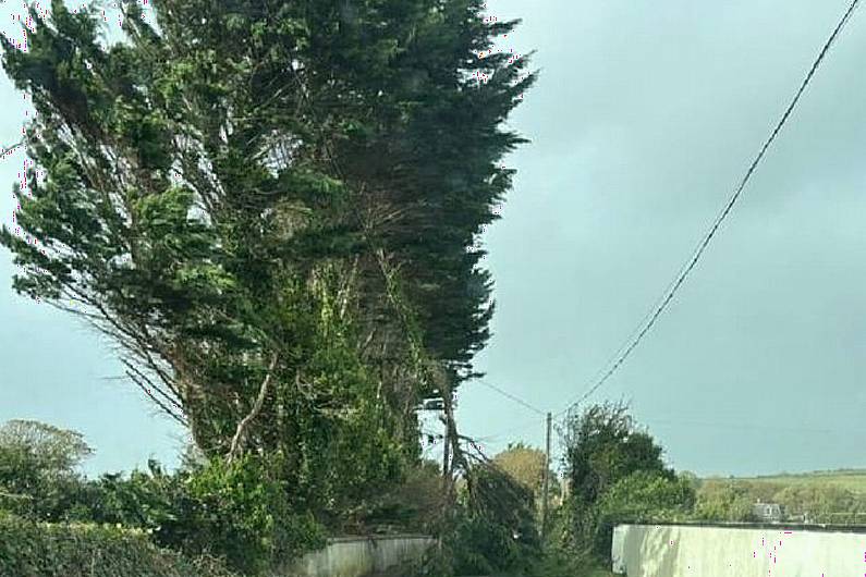 Avoid non-essential travel in Tralee area