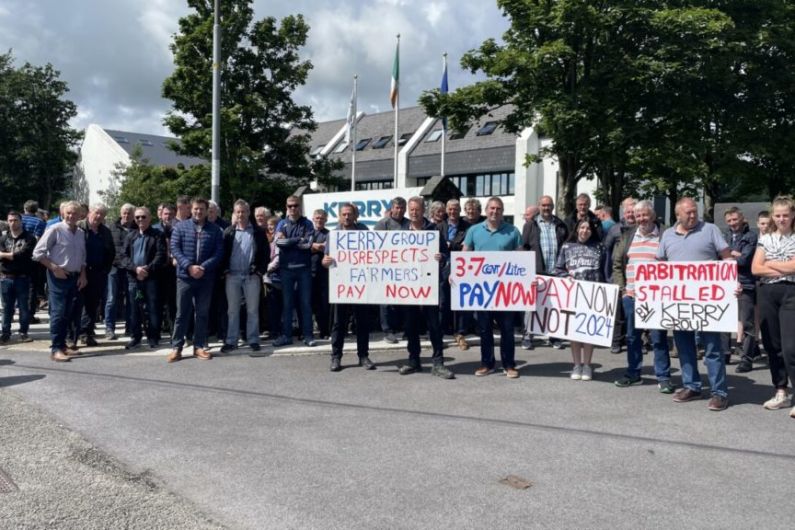 Tralee protest over Kerry Group milk prices