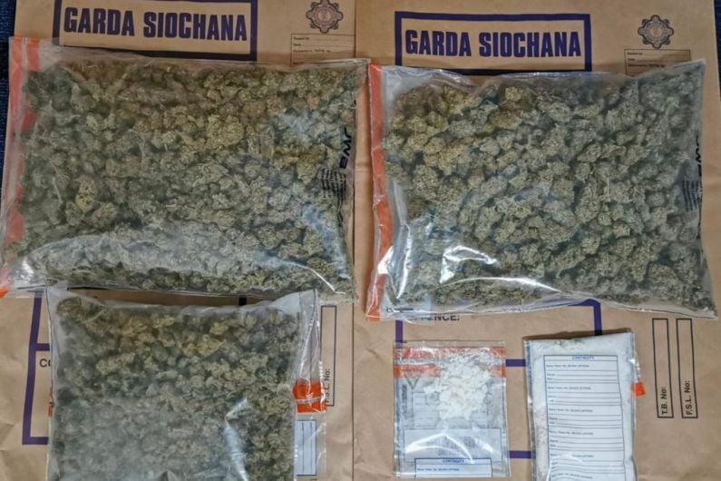 Garda&iacute; seize &euro;40,000 worth of suspected drugs in Kerry