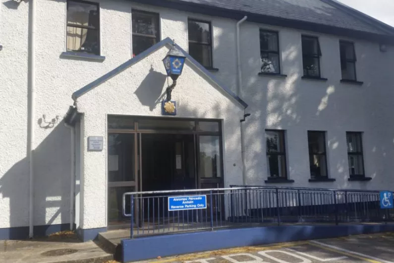 BREAKING: Garda&iacute; responding to incident at Killarney Post Office