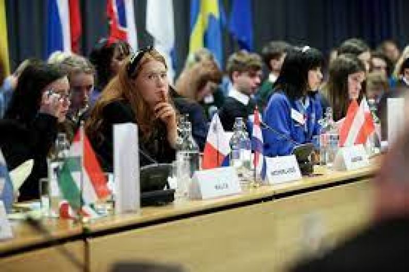 2 Kerry schools take part in Model Council of the EU school debate