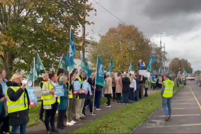 UHK protest raises potential impact of staff shortages on patient diagnosis