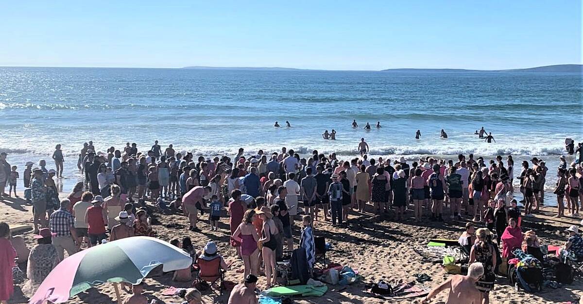 Over a hundred people attend vigil for Ballybunion drowning victims ...