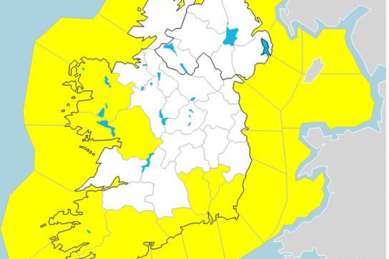 Yellow rain warning remains in place for Kerry