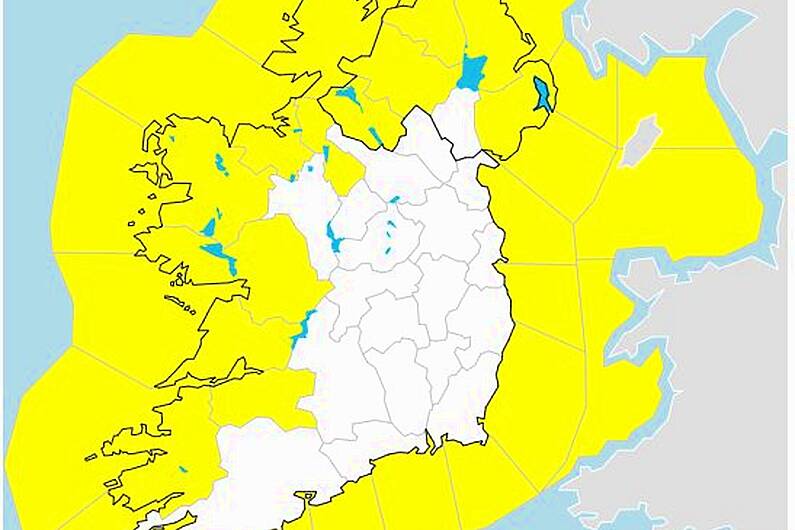 North Kerry reopems to tarffoc after fallen tree cleared