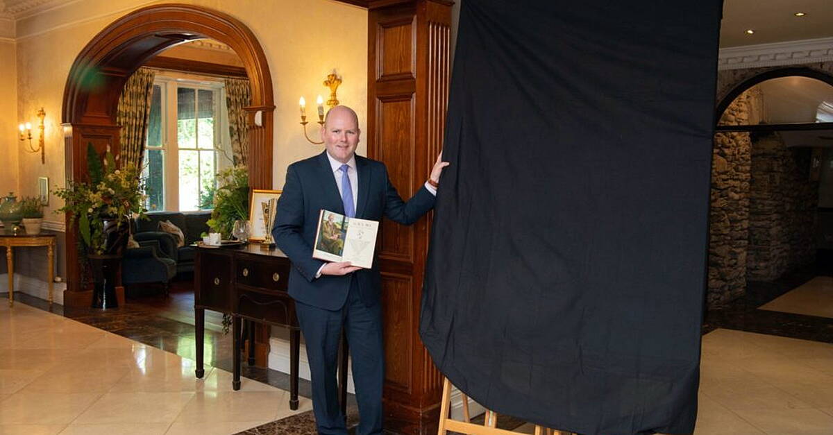 Muckross Park Hotel and Spa honours legendary playwright on 167th birthday - Vimarsana News