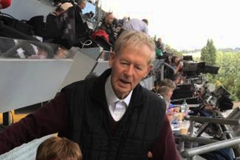 Legendary commentator M&iacute;che&aacute;l &Oacute; Muircheartaigh has died aged 93