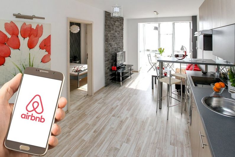 Report shows five times more Airbnbs listed to let in Tralee than private rental accommodation