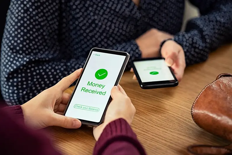 MEP calls for Irish banks to introduce instant bank transfers service