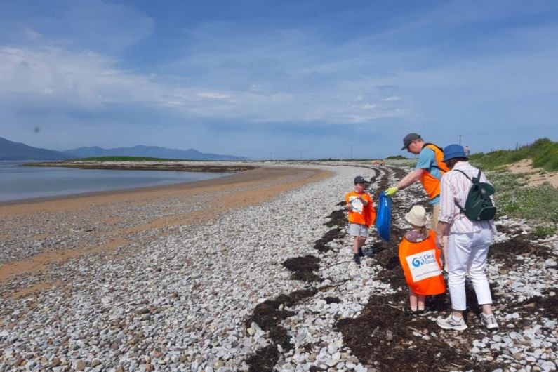 Almost 850 Kerry volunteers to take part in beach cleans this weekend&nbsp;