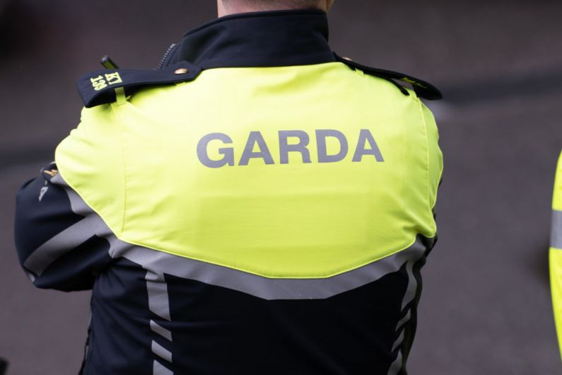 Garda&iacute; investigating robbery at a chemist in Tralee this morning