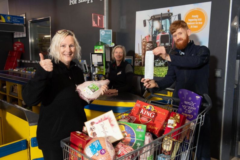 Lidl customers in Kerry raised over €10,000 through trolley dash