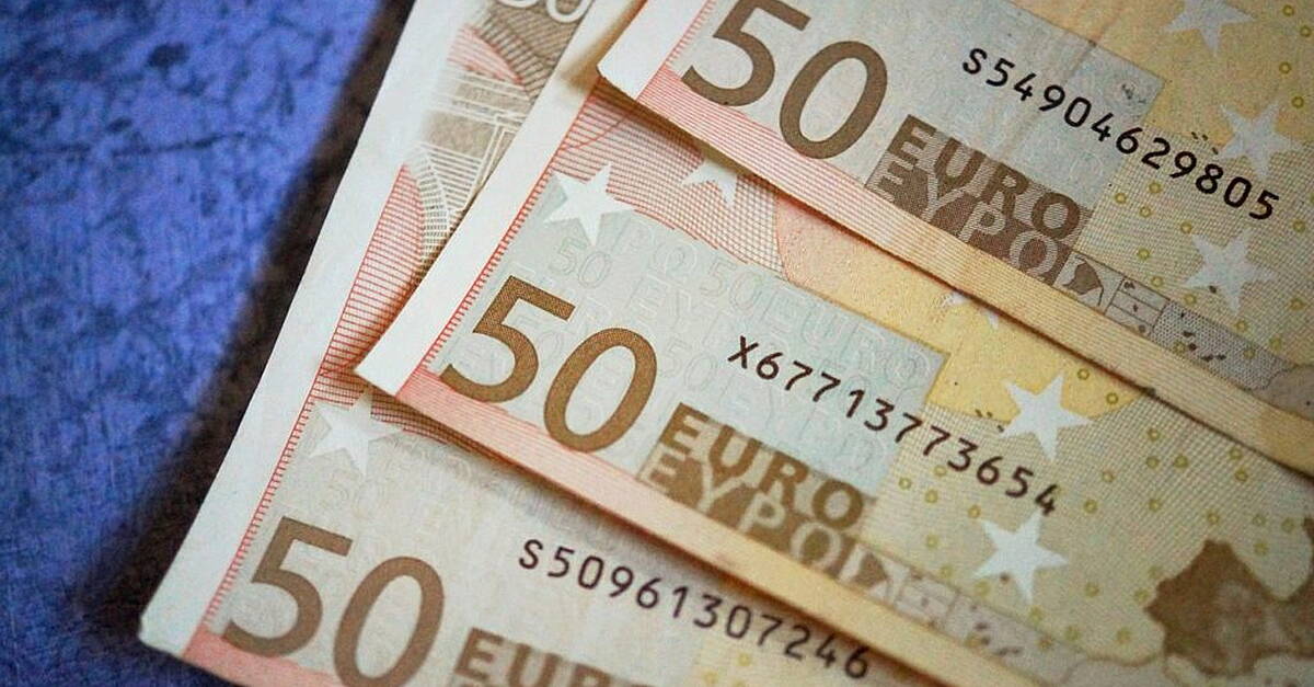 Kerry Association of New York hands over €25,000 to Kerry charities - Vimarsana News