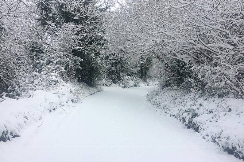 Snow now only falling in very south of Kerry but road conditions remain hazardous