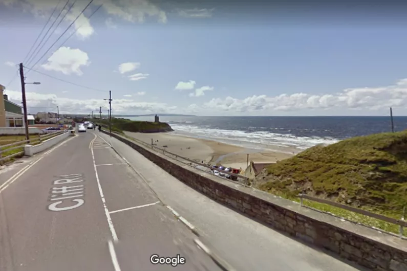 Fears Ballybunion road could collapse onto Ladies Beach