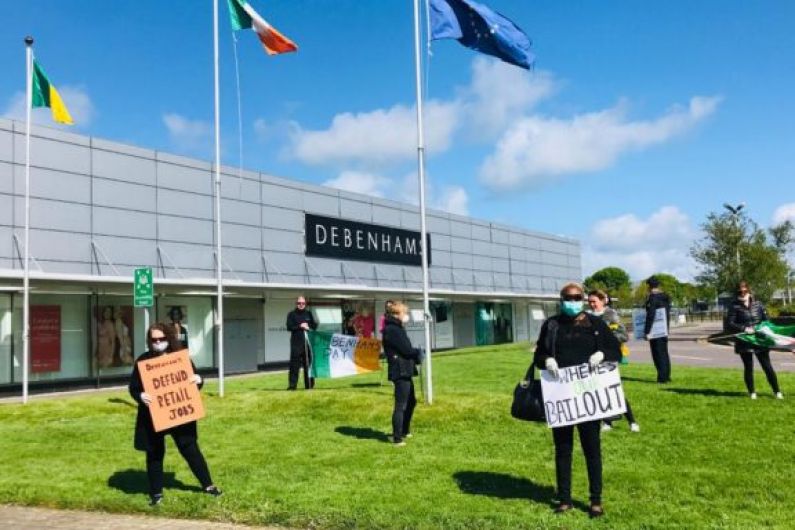 Debenhams workers call on Taoiseach to make training fund available as cash