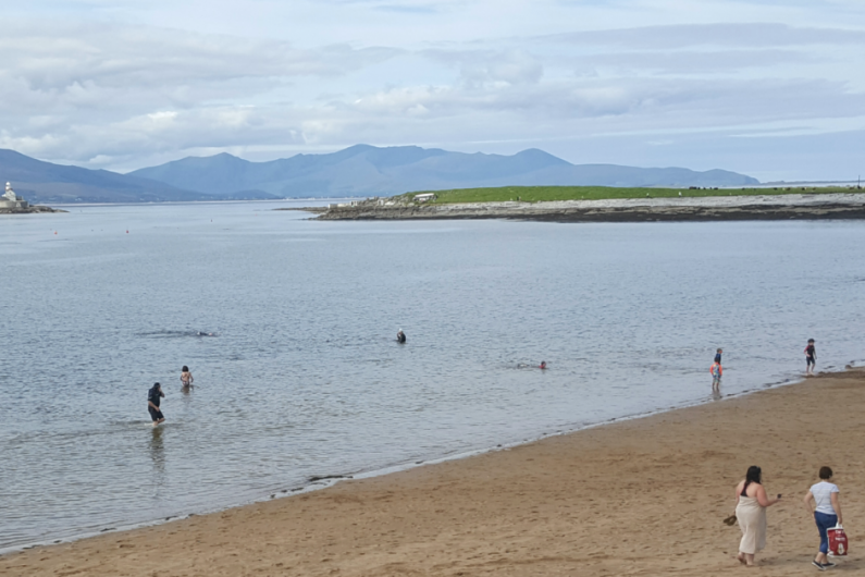 Notices advising of potential water quality issues remain at 9 Kerry beaches