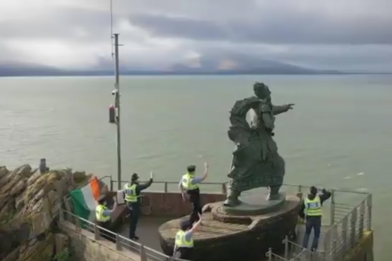 Tralee Gardaí take part in Jerusalema challenge