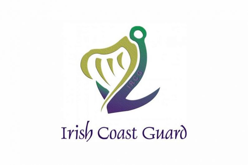 Reports that Irish Coast Guard has temporarily suspended cliff rescues