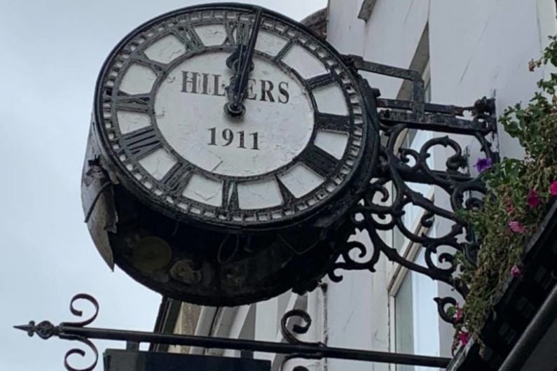 Tralee town clock removed for refurbishment
