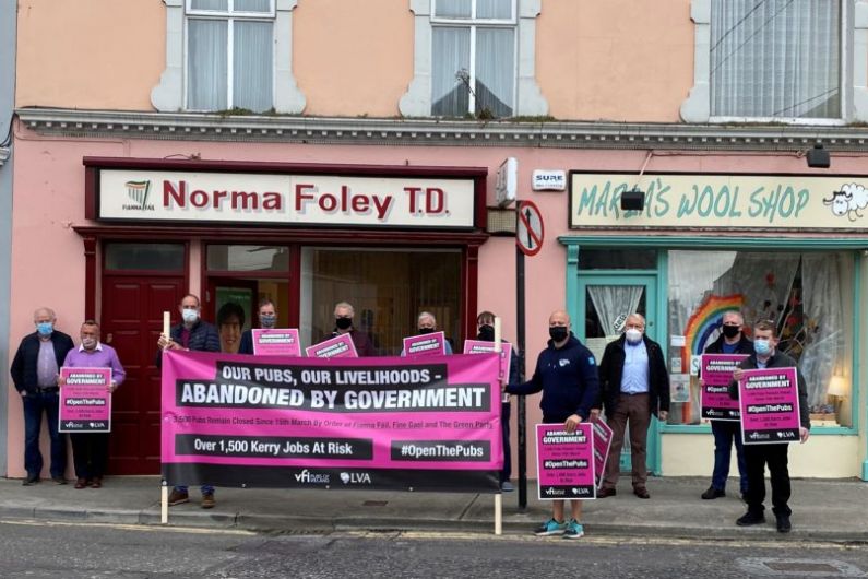 Kerry publicans protest outside TD offices