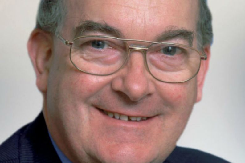 Death announced of former senator Paul Coghlan
