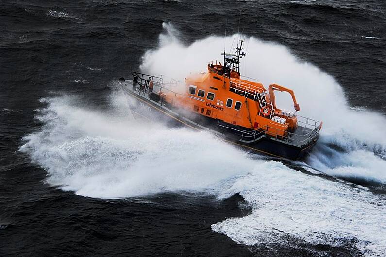 Valentia Coast Guard and Valentia Lifeboat conduct yacht rescue overnight