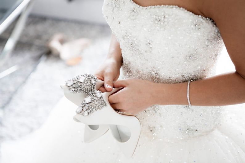Kerry bride-to-be starts petition asking government to allow bridal shops reopen