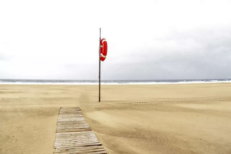 Lifeguards on duty on Kerry's blue flag beaches from this bank holiday weekend