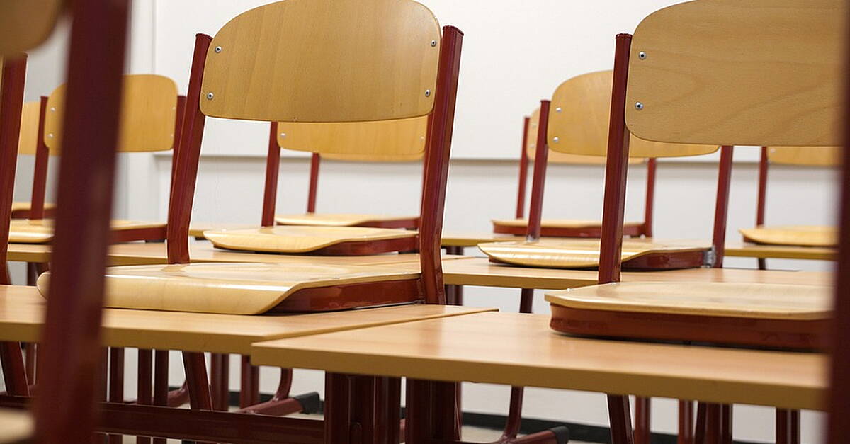 North Kerry schools temporarily retain teaching positions - Vimarsana News