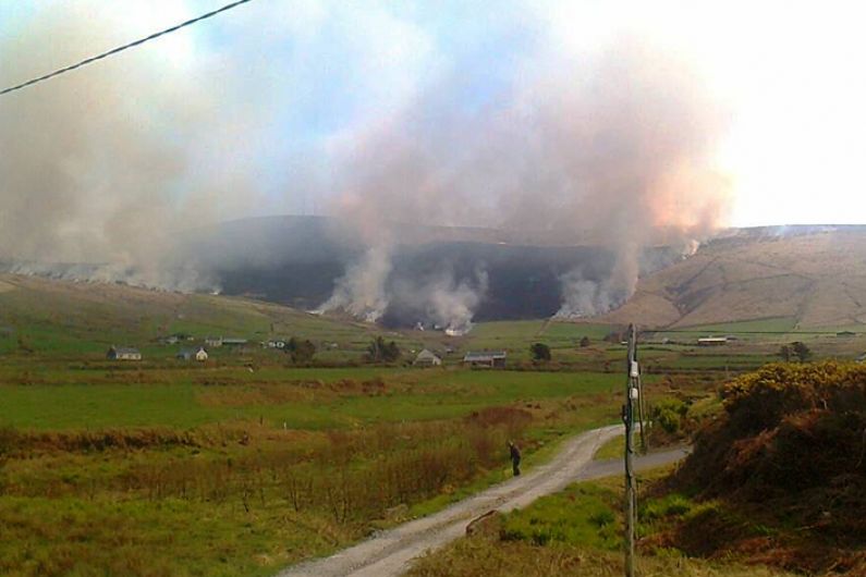 Kerry families forced to remain in homes near gorse fires outline experience to Minister