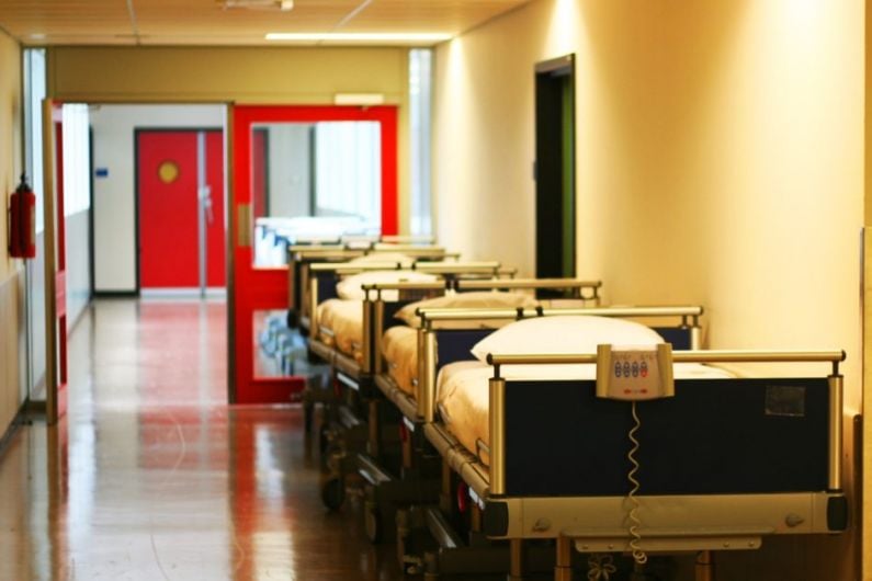 23 patients waiting on trolleys in University Hospital Kerry