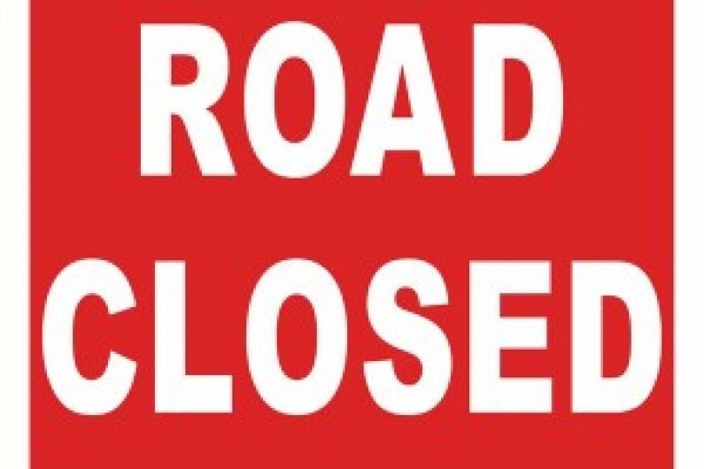 Motorist advised Strand Street in Tralee closed due to fallen debris