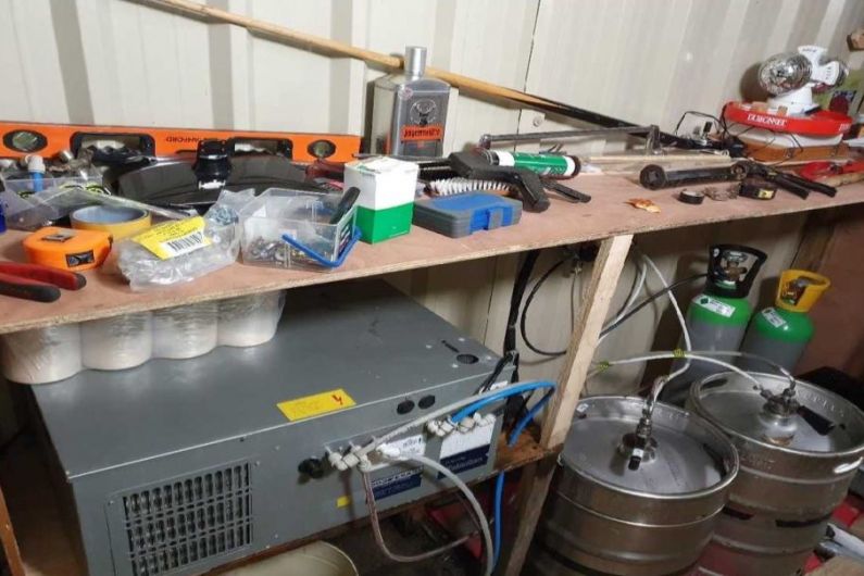 Garda&iacute; uncover fully operational shebeen in Causeway