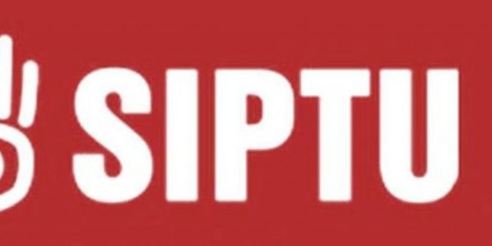 SIPTU members campaign for uni...