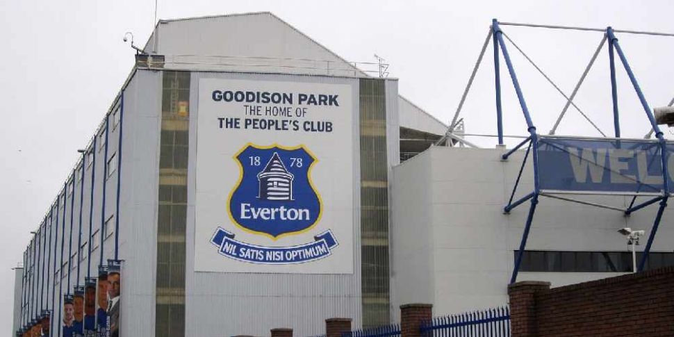 Everton receive apology from r...
