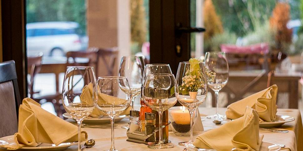 Surge in restaurant bookings f...