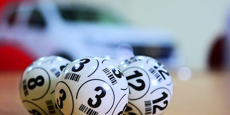 USA: Largest Ever Lottery Priz...