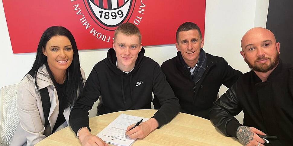 Heffernan signs with AC Milan