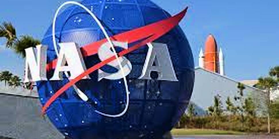 Nasa's New Space Telescope Tak...