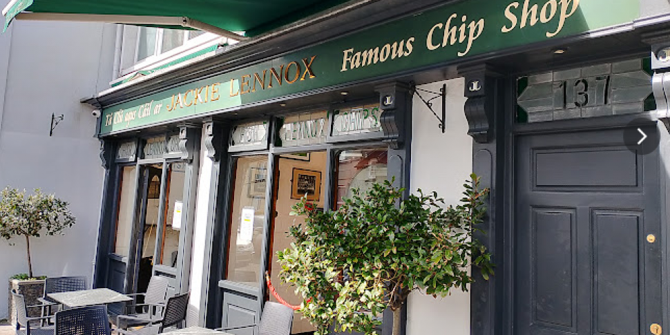 Jackie Lennox's chip shop to c...