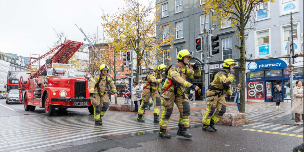 Firefighters pull vintage fire...