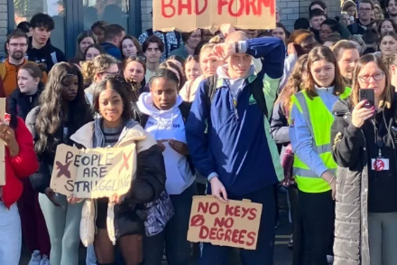 Hundreds of Athlone students join protest against Budget measures